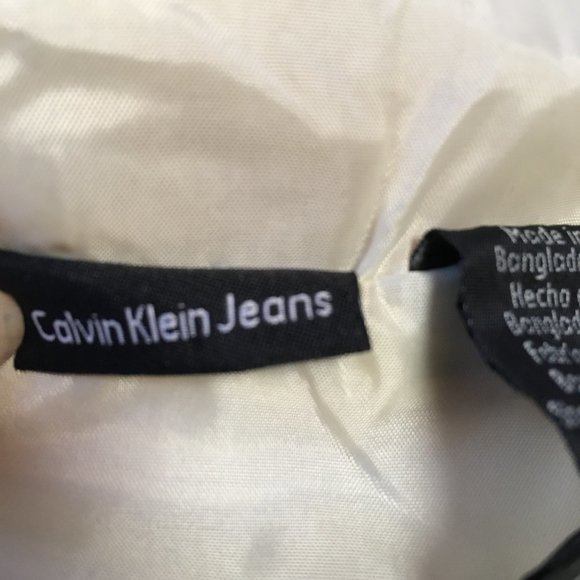 Calvin Klein Jeans Infant Tan Puffer Vest - Size 6/9 Mos - Picture 6 of 10